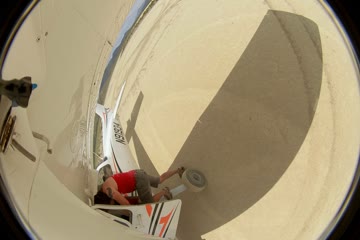 VID_20230323_110235_10_007.insv