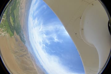 VID_20230323_113330_00_008.insv