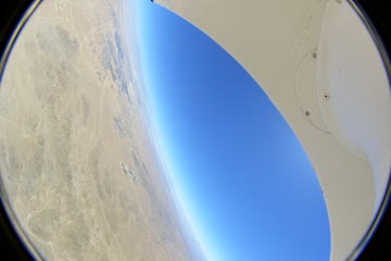 VID_20230324_083007_00_010.insv