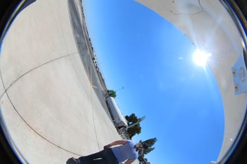 VID_20240517_152913_00_032.insv