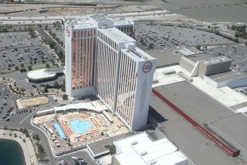 IMG_9910.JPG